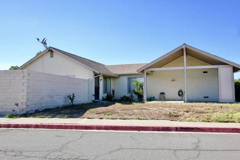 Colony Homes's simplistic design is worth mentioning. Only in Mira Mesa, California