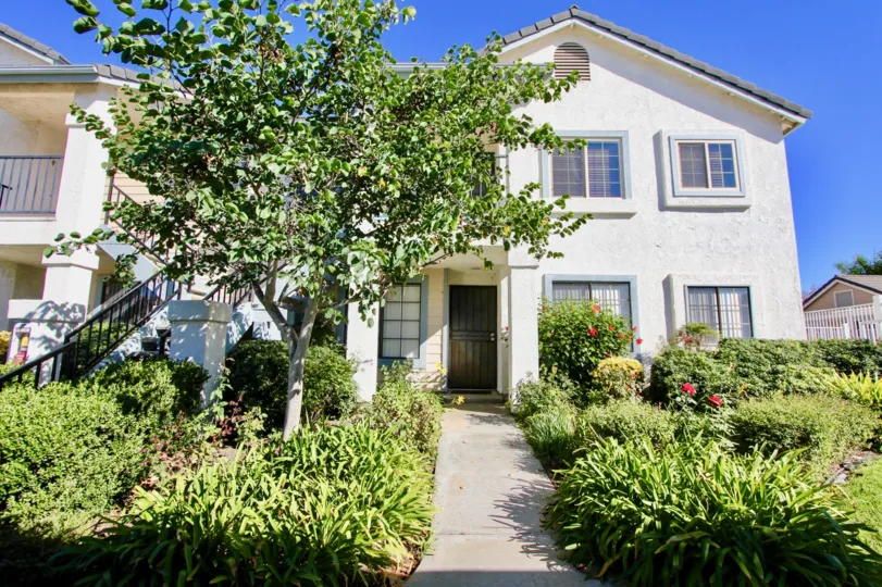 Beautiful and green Concord Villas, Mira Mesa, California