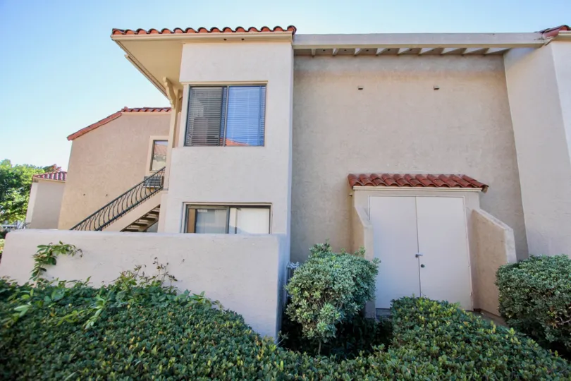 A bright and sunny day at Flair apartment in Mira Mesa, California