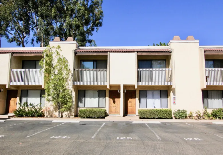 Neat Housing Style of Gold Creek, Mira Mesa, California
