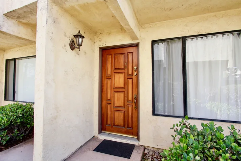 Exquisite finish of an apartment in Gold Creek, Mira Mesa, California