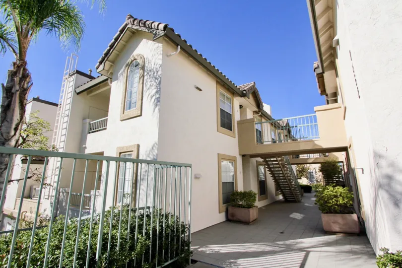 Mirabella  in the city of Mira Mesa is second to non in the city of California, Beauty at its best!