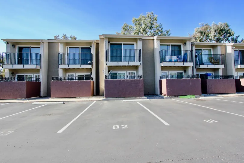 Windsor Park Apartments located in Mira Mesa, California