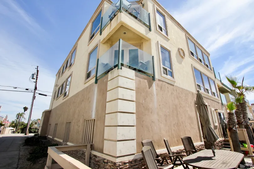 A still of 3243 Ocean Front Walk community center in Mission Beach
