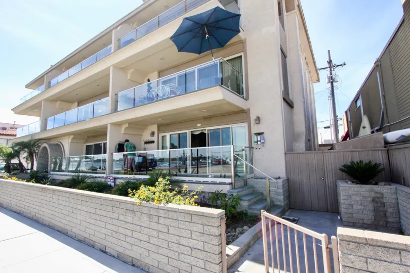 Gorgeous dayton work outside the 3500 Bayside Walk community