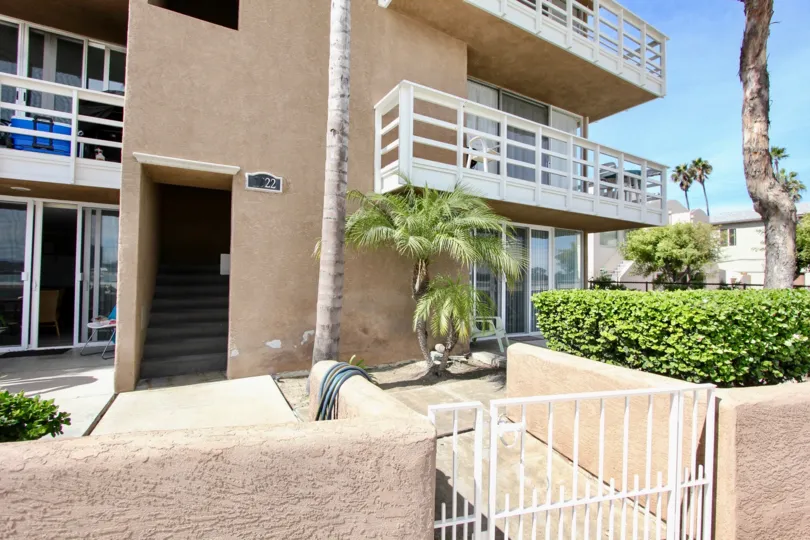 The luxury apartments in the Bayfront Youngson area in Mission Beach California.