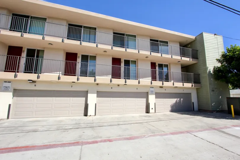 Outdoor deck and garage spaces at Franklin Shores apartments in Mission Beach, CA
