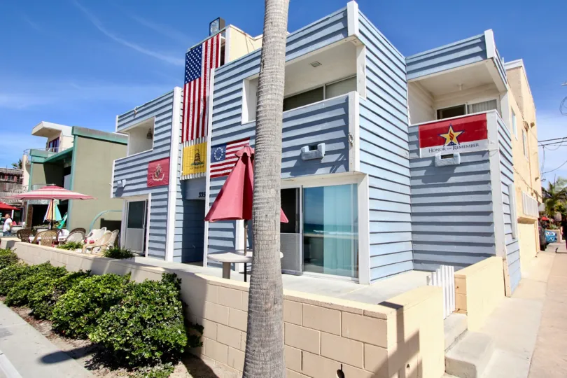 MB Townhomes showing patriotic flags in Mission Beach, CA