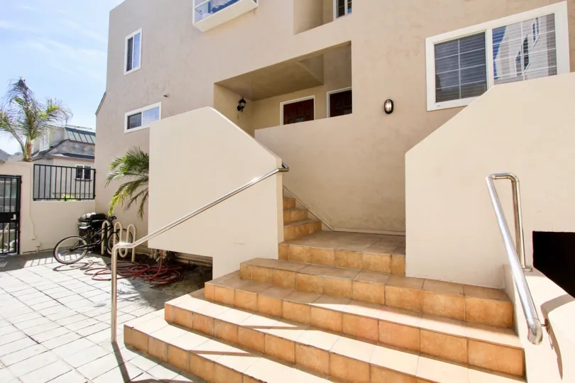 Mission Beach has always been a destination for all travelers seeking warm weather, beautiful beaches and family friendly entertainment. Over the years Mission Beach has been filled with bungalows strung along and connected by the Mission Beach boardwalk.