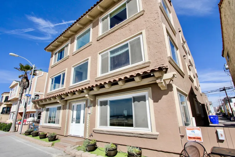 A building in the community of Mission Belle in Mission Beach CA.