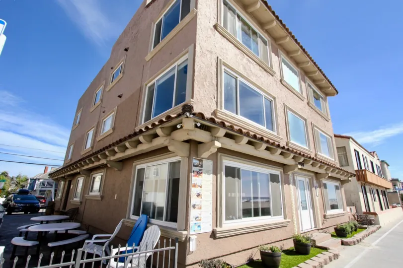 A clear day on the deck of the MIssion Belle condos in Mission Beach, CA