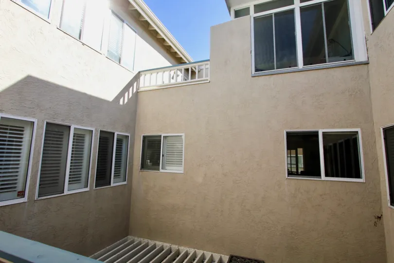 An outside view in the O'Bryan Condos community in Mission beach CA.