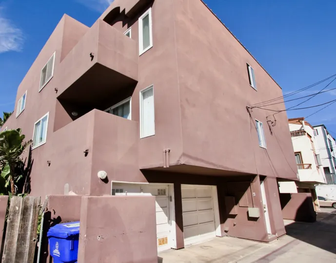 The view from the alley of the Sand Castle Apartments in Mission Beach, California
