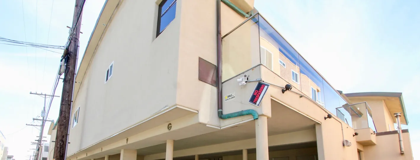 A glass porch unit in the Surf Rider community in Mission Beach CA.