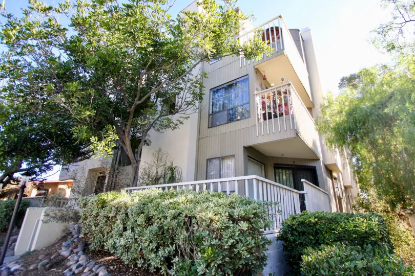View of a 3 story modern multi unit family house in 4055 Eagle