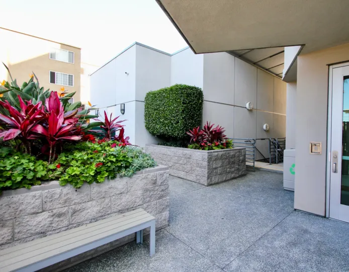An immaculate view of Park One in Mission Hills, California.