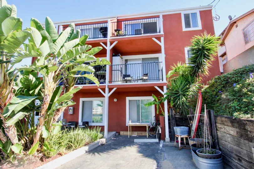 Find the perfect apartment for rent in Mission Hills, San Diego, CA by comparing ratings, reviews, HD... 2087 Hotel Circle South, San Diego, California 92108.