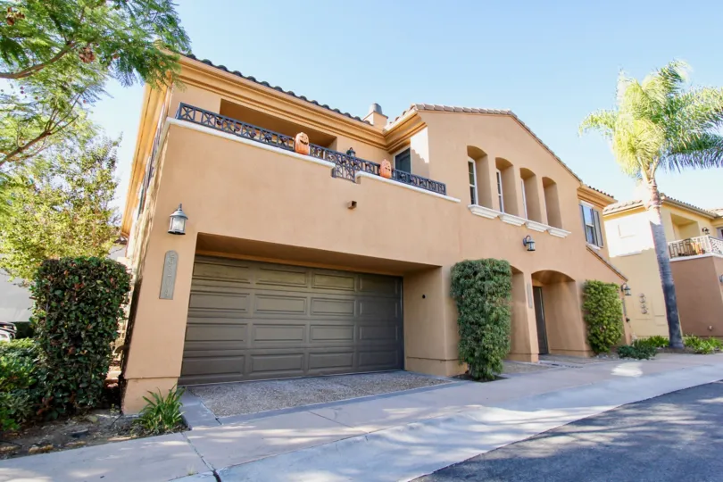 Tons of curb appeal at these well kept Bungalows at Escala in the wonderful city of Mission Valley
