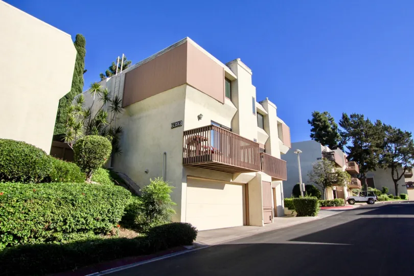 These two bedroom, two-to-three bathroom condominiums are priced between $320, 000 and $370, 000, well below the median San Diego home cost of $472, 200. Residence at this condo-complex is enhanced by a combination of onsite activities and relaxation offe