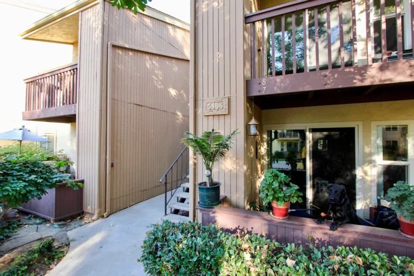 the condo complex provides residents with a clubhouse, swimming pool and spa, equipped with a hot tub. Outdoor grills can be found onsite as can a community laundry. Managed by PT Property Management, the community is supplied with common area maintenance