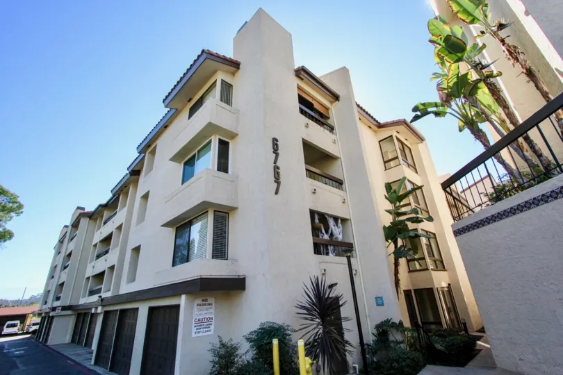 Mission Greens ,: Mission Valley ,California,off white building, plants