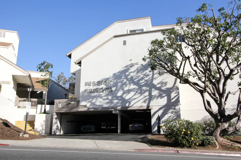 Slanting roof with car parking at the down in Missoion Heights Mission Valley CA.