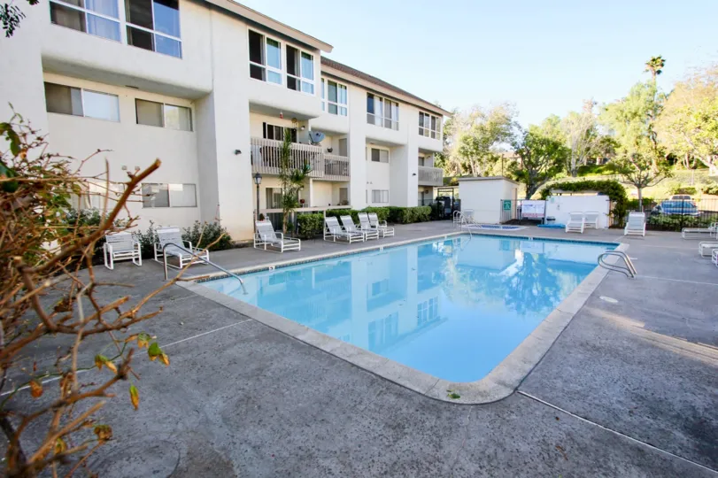 Mission Heights  , Mission Valley ,California,swimming pool,white building
