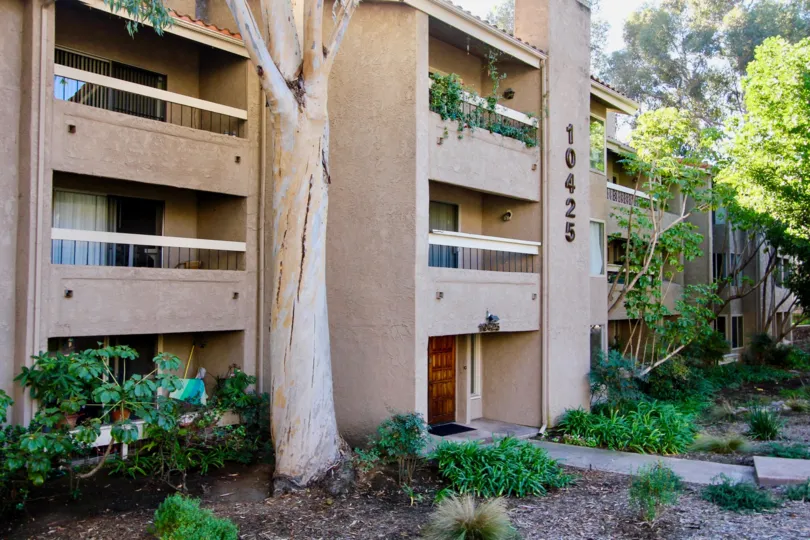 Mission Ridge  Mission Valley ,California,light brown building