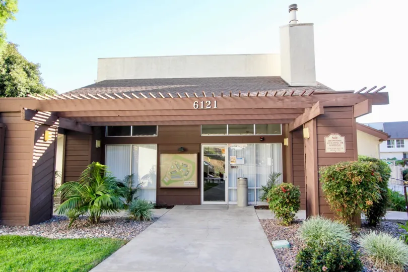 Mission Valley in the heart of San Diego CA. Our Quality high end fully furnished apartments feature High speed Internet service expanded cable with FREE HBO Fully equiped kitchens including full size appliances Full-sized washer and drier Central air con