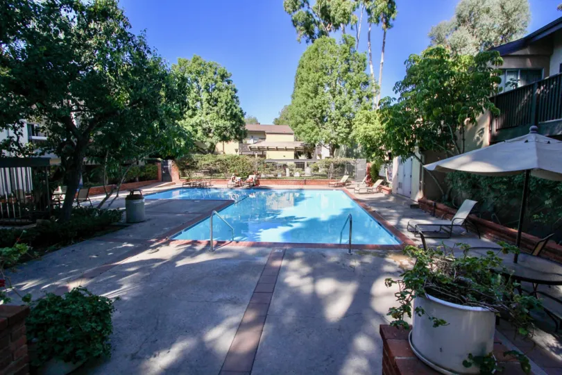 Its very shady in the pool area at Park Villas North.