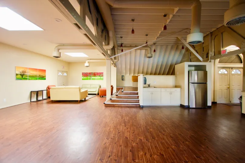 Mission Valley is central to a number of San Diego attractions such as Sea World on Mission Bay while nearby Hotel Circle offers visitors accommodations at many well-known hotels. Balboa Park and the world famous San Diego Zoo are located a mere 10 minute