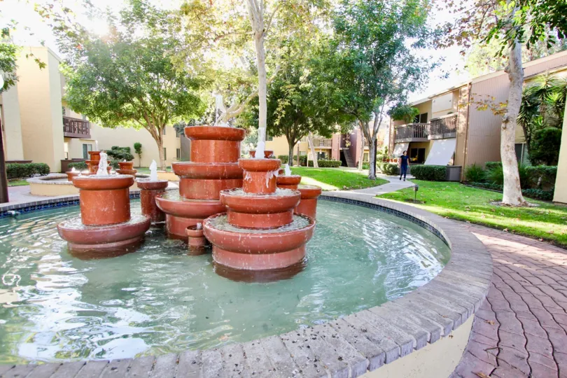 Mission Valley_Rancho Mission Villas_California_Water fountain