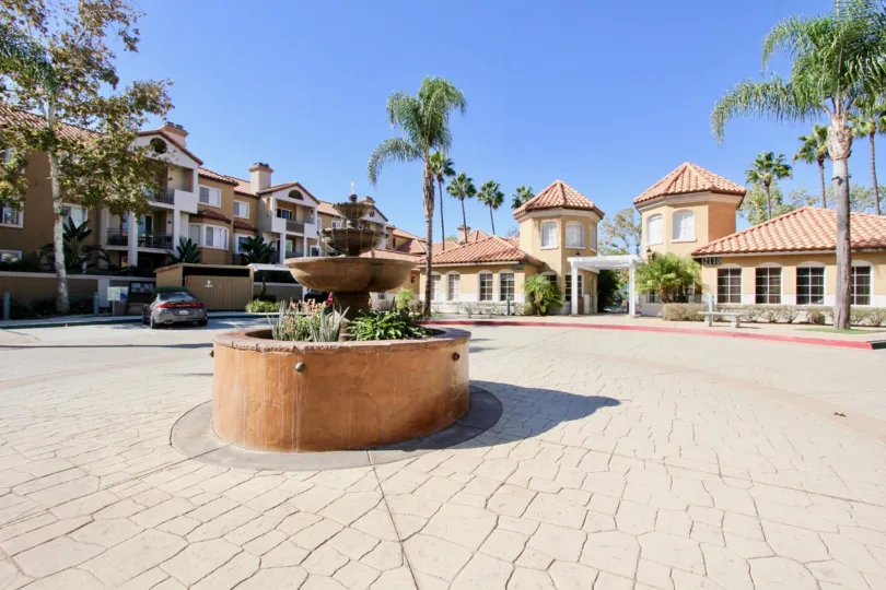 I love living at River Colony! It's very quiet, people are nice and it's close to everything in San Diego. My commute is only 5 minutes. I moved in a few years ago and the management company was Prescott, now bought out by Associa (please see my review of