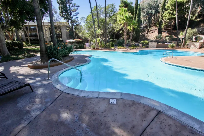 A quite and relaxing day at the poolside in The Bluffs.