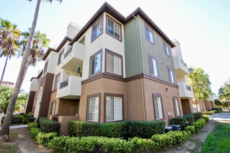 Corner View of Mission Valley's Missions at Rio Vista Apartment Complex