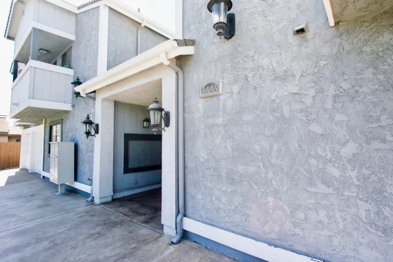 The front side of villas at 4444, Normal Heights, California