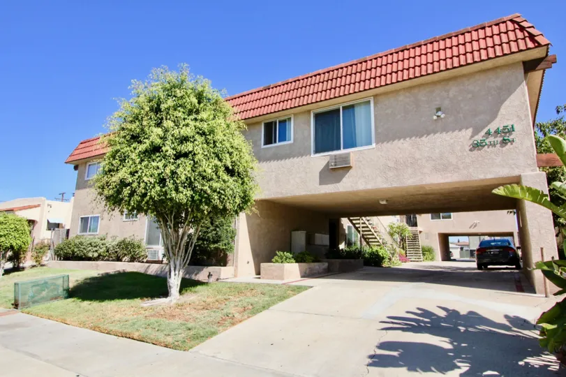 A clear blue day at Cityscape in Normal Heights, California.