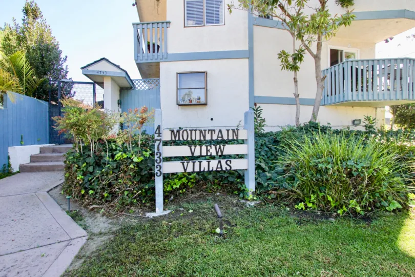 Well kept landscaping at Mountain View Villas in Normal Heights, California.