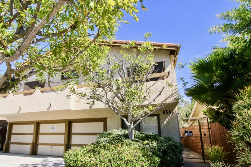 Beautiful property within the community of Utah Terrace located in Normal Heights, California
