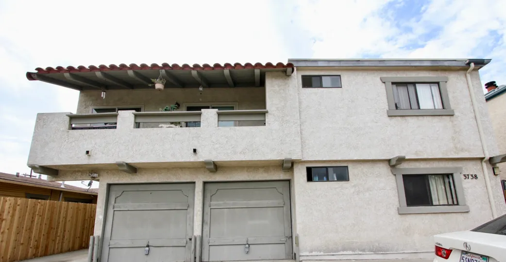 rear view of 33rd Street Vistas community in North Park, California