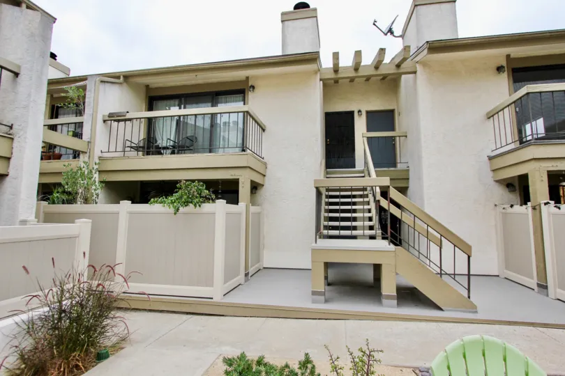Alabama 12 , North Park,: California,white sky, stair case,