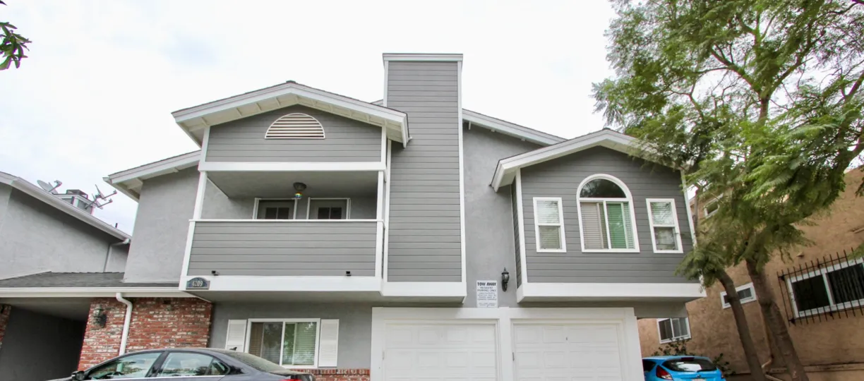 Individual duplex buildings side by side in Arizona Gardens.