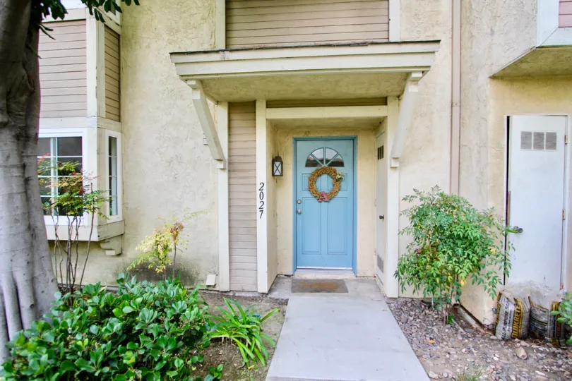 California Villages is the highest rated Apartment Community in Los Angeles County as ranked by J Turner Research in a nationwide survey. TOP RATED FOR 2012, 2013, 2014 and 2015 by APARTMENTRATINGS! Amazing one, two, and three-bedroom apartment homes with
