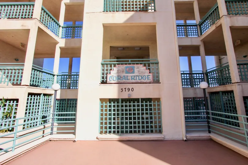 The units at Coral Ridge are affordable choices in a desirable neighborhood. With condos that range from studios to 2-bedrooms, there is an option for every budget. Units are available in 520-841 sq-ft choices, and feature upgraded bamboo laminate floorin
