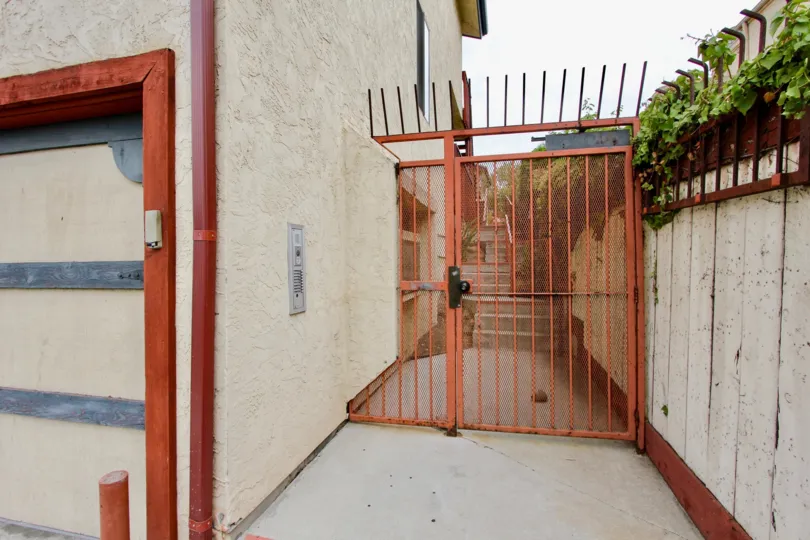 Louisiana 8 , North Park ,California,grill gate,rough walls