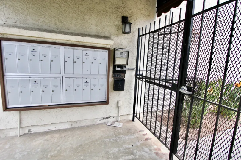 : Louisiana at the Park , North Park, California.black grill,rough wall