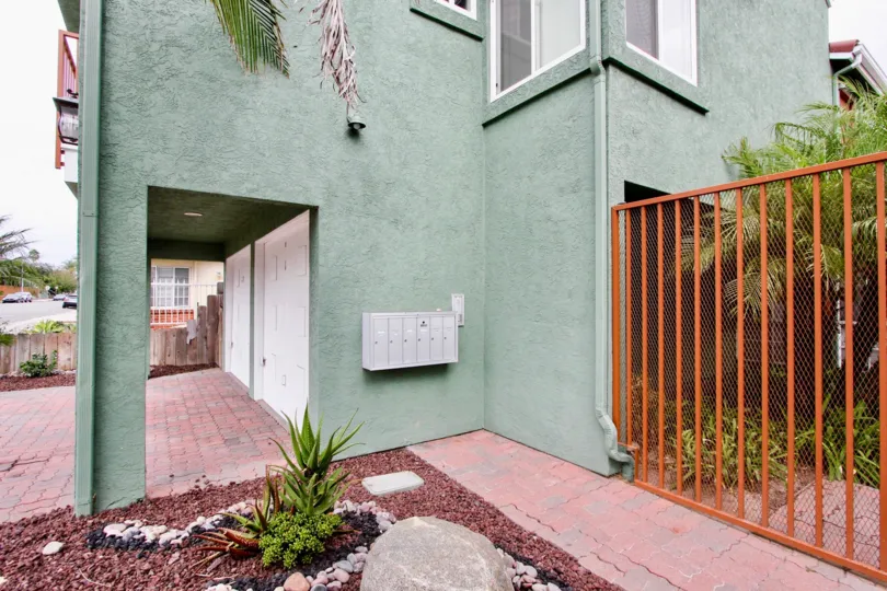 Majestic Palms ,: North Park , California,old building,plants