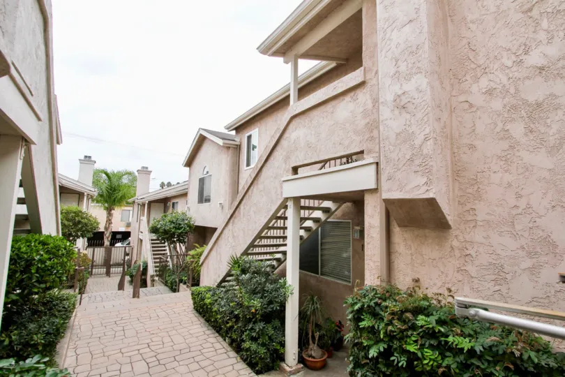 Mardi gras villas have a green surrounding look clean and clear place