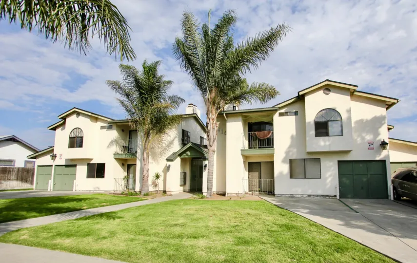 front view of two homes and their driveways in North Park, CA