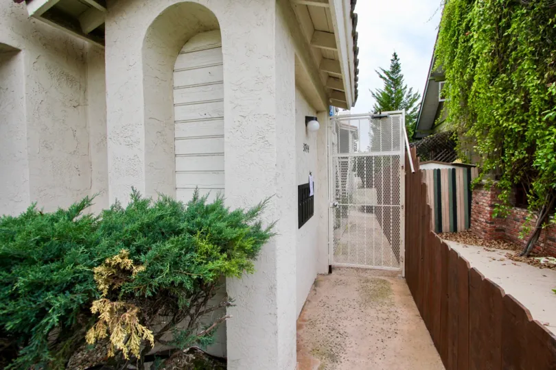 : Omega II  , North Park  , California,off white building, pathway